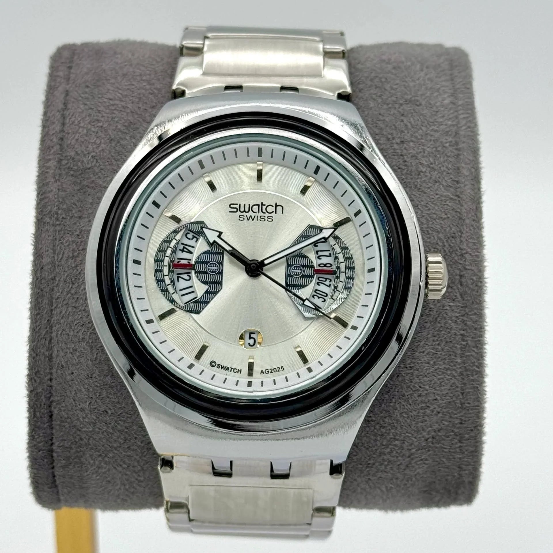 Montre Homme Swatch Irony Chrono Cadran Argent - YVS488G